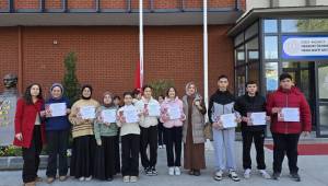 Nezahat Özdemir İmam Hatip Ortaokulu’nda Münazara Coşkusu