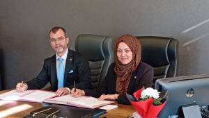 Turizm Fakültesi ile Akçakoca Süha Güven Turizm Mesleki ve Teknik Anadolu Lisesi Arasında İş Birliği Protokolü İmzalandı