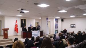 Türk Siyasal Akademi Topluluğu’ndan Akçakoca Belediyesi’nde Meclis Simülasyonu
