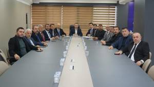 AK Parti Düzce’de İl Genel Meclisi Grup Toplantısı Yapıldı