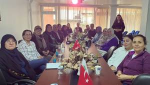 Akçakoca’da Kadın Üreticilere Yönelik “Süs Bitkileri Bakımı” Toplantısı Düzenlendi