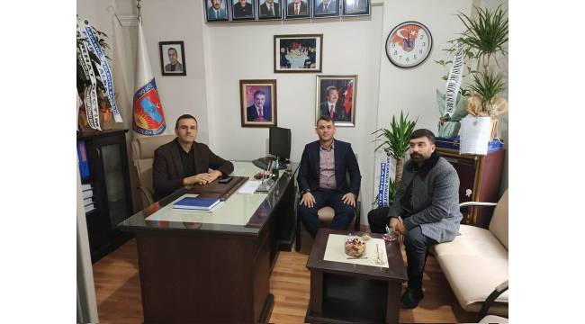 Akçakoca SGK Müdürü Cem Karpuz’dan Şoförler Odası Başkanı Mehmet Alev’e Hayırlı Olsun Ziyareti