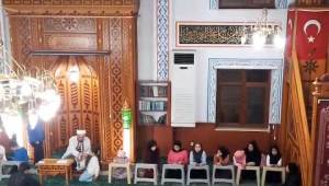 Yangında Hayatını Kaybeden Canlar ve Mukaddes Değerlerimiz İçin Minikler ile Dua