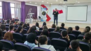 19 Lisede “Adab-ı Muaşeret” Konferansı Düzenlendi
