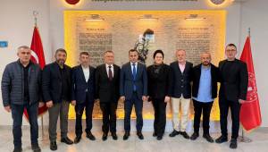 Akçakoca Esnaf ve Sanatkârlar Odası’ndan Akçakoca Kaymakamlığı’na Hayırlı Olsun Ziyareti