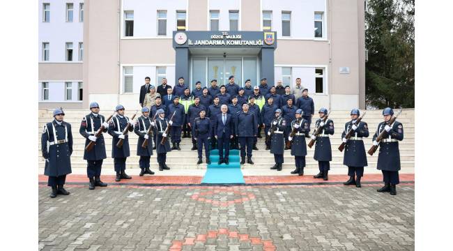 Düzce Valisi Mehmet Makas’tan İl Jandarma Komutanlığına Ziyaret