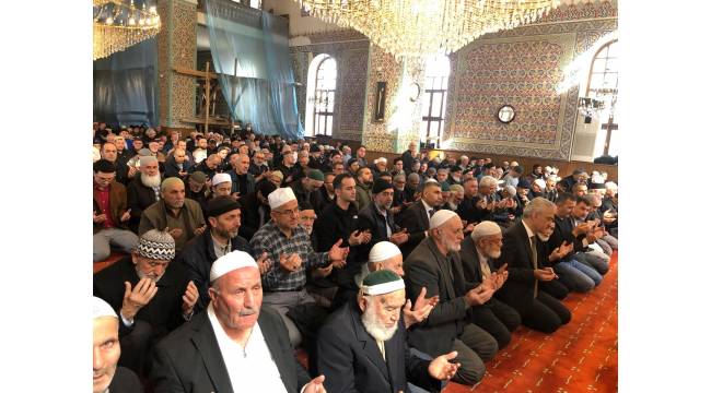 DÜZCEDE “6 ŞUBAT DEPREM ŞEHİTLERİ” için dualar edildi