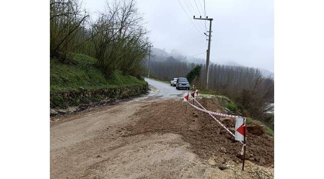 Akçakoca’da Grup Yolundaki Çökme Hızla Giderildi