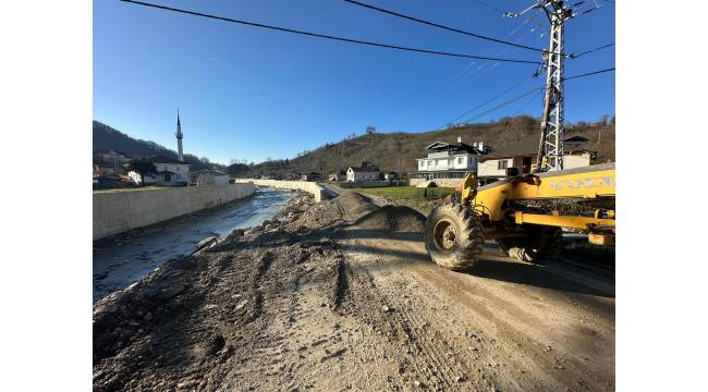 Akçakoca Esmahanım Köyü’nde Malzemeli Bakım Çalışması Tamamlandı