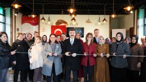 Düzce’de Bitkisel Örücülük Kursu Sergisi Açıldı…