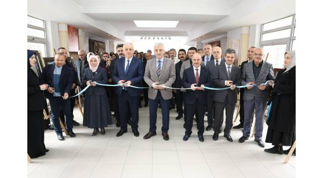 Düzce’de “Sanatın Diliyle Değerlerimiz” Sergisi Ziyarete Açıldı