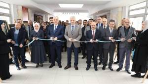 Düzce’de “Sanatın Diliyle Değerlerimiz” Sergisi Ziyarete Açıldı