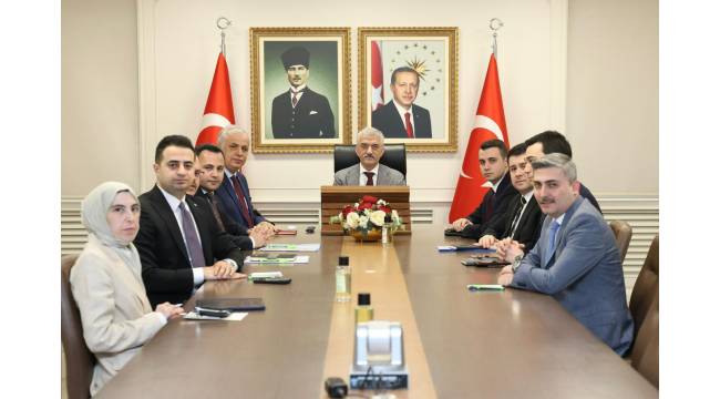 Düzce İl Özel İdaresi’nde Kalkınma Toplantısı: Devam Eden Projeler Değerlendirildi