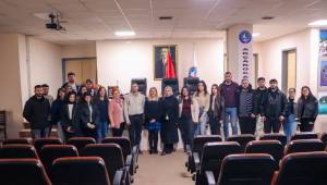 Düzce Üniversitesi Öğrencilerinden Akçakoca Belediyesi’ne Ziyaret