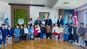 Minik Tırtıllar’dan Belediyeye Neşeli Ziyaret