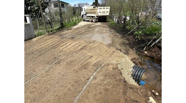 Akçakoca Hasançavuş Köyü’nde Altyapı Güçleniyor: Koruge Boru Çalışması Tamamlandı