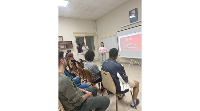 Akçakoca KYK Erkek Öğrenci Yurdu’nda Sıtma Eğitimi ve Ateş Ölçümü Yapıldı