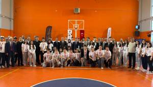 AKÇAKOCA ORHAN ÖZDEMİR FEN LİSESİ’NDE TÜBİTAK 4006 BİLİM FUARI DÜZENLENDİ