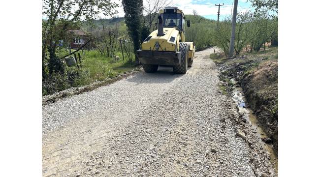 Akçakoca Tahirli Köyü’nde Yol Bakım Çalışmaları Sürüyor