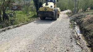 Akçakoca Tahirli Köyü’nde Yol Bakım Çalışmaları Sürüyor