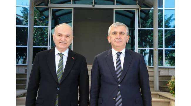 Akçakoca’ya Büyük Yatırım Desteği: Faruk Özlü’den Yol, Meydan ve Sosyal Alan Müjdesi