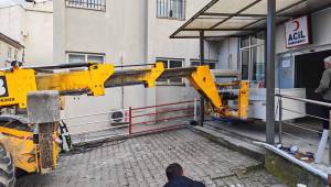 Başhekim Sonay Kıvrak: Tıbbi Cihazların Taşınma Süreci Başarıyla Tamamlandı
