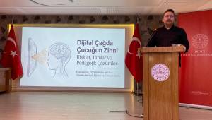 Düzce’de “Dijital Dünyada Çocuklarımıza Rehberlik” Semineri Düzenlendi
