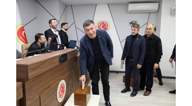 İL GENEL MECLİSİ NİSAN AYI TOPLANTILARI BAŞLADI İL GENEL MECLİSİ FAZLI KOÇ’LA YOLA DEVAM DEDİ