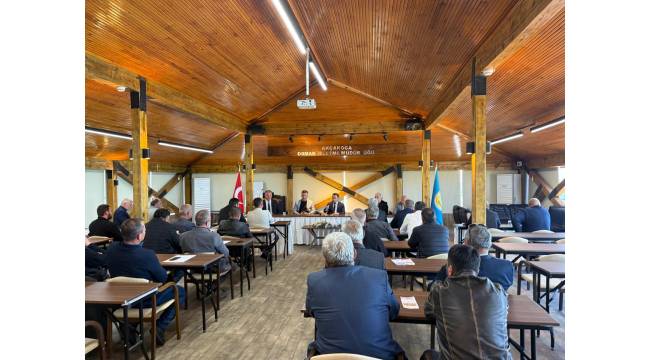 Köy Hizmetleri ve Bütçe Görüşmeleri Masaya Yatırıldı