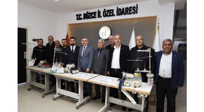 Yerelde Kalkınma Adımı: Düzce’de Kursiyerlere Makine Dağıtımı