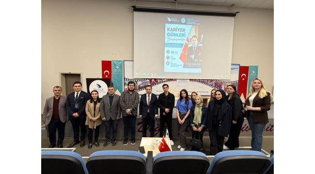 KAYMAKAM UZAN KARİYER GÜNLERİ ETKİNLİĞİNDE ÖĞRENCİLERLE BULUŞTU