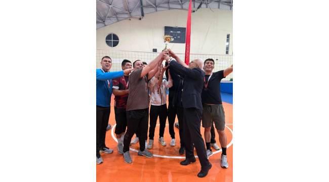 Kaynaşlı’da Voleybol Heyecanı Zirve Yaptı
