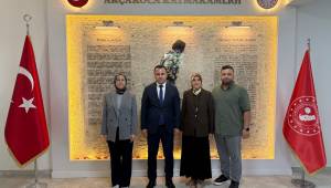 AKÇAKOCA DEVLET HASTANESİ BAŞHEKİMİNDEN KAYMAKAM UZAN'A ZİYARET