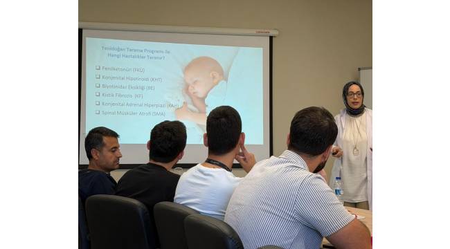 Akçakoca İlçe Sağlık Müdürlüğünden Sağlık Personeline Kritik Eğitim