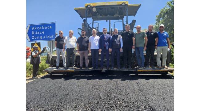 Akçakoca Köylerinde Konforlu Ulaşım İçin Çalışmalar Tam Gaz!