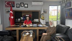 Düzce Belediye Meclis Üyesi Seyyar, Akçakoca Esnaf Kredi Kefalet Kooperatifi Başkanı Sarıoğlu’nu Makamında Ziyaret Etti