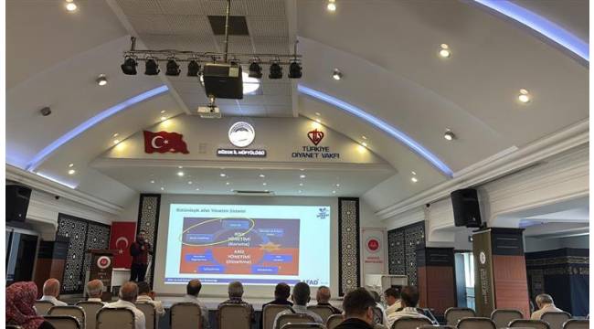 Düzce Müftülüğü Manevi Destek Ekibine Afet ve Acil Durumlarda Manevi Danışmanlık Eğitimi Verildi