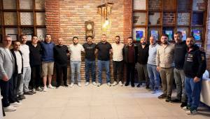 GENÇ VE HIRSLI YÖNETİM İŞ BAŞINDA: AKÇAKOCASPOR YENİDEN YÜKSELİŞE GEÇİYOR
