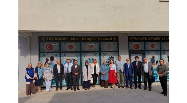 İl Milli Eğitim Müdürü ve Akademisyenlerden TDV Kadın Kollarına Ziyaret