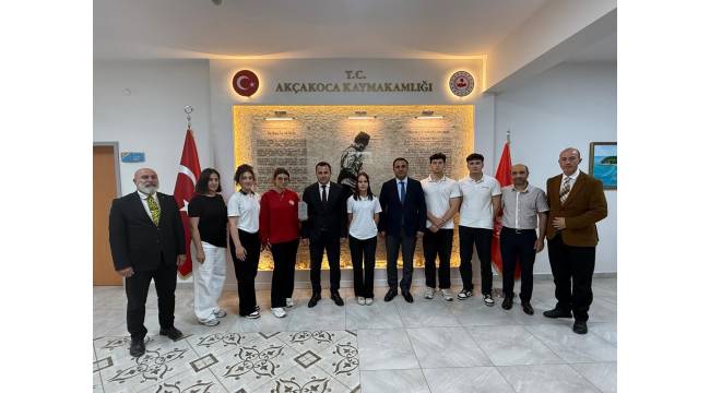 TÜRKİYE İKİNCİSİ OLAN ÖĞRENCİMİZDEN KAYMAKAMIMIZA ZİYARET