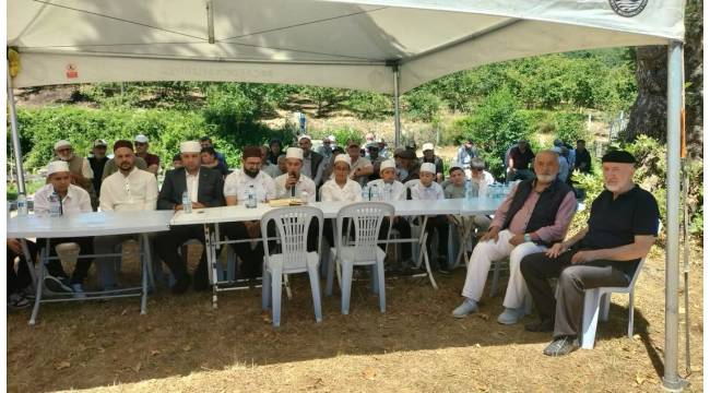 Abu Secaattin Ahmet Dede Anma Programı Yoğun Katılımla Gerçekleştirildi