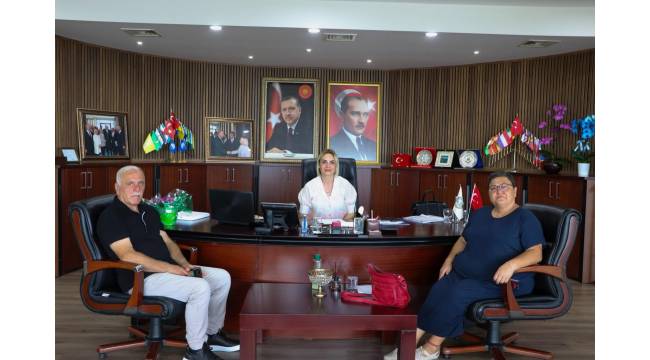 Akçakoca Tarihi Mahalle ve Çevresi Kültür Dayanışma Derneği'nden Belediyeye Ziyaret